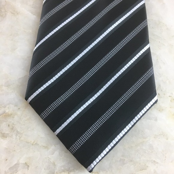 VERSA BLACK & SILVER REGIMENT TIE - Picture 2 of 14